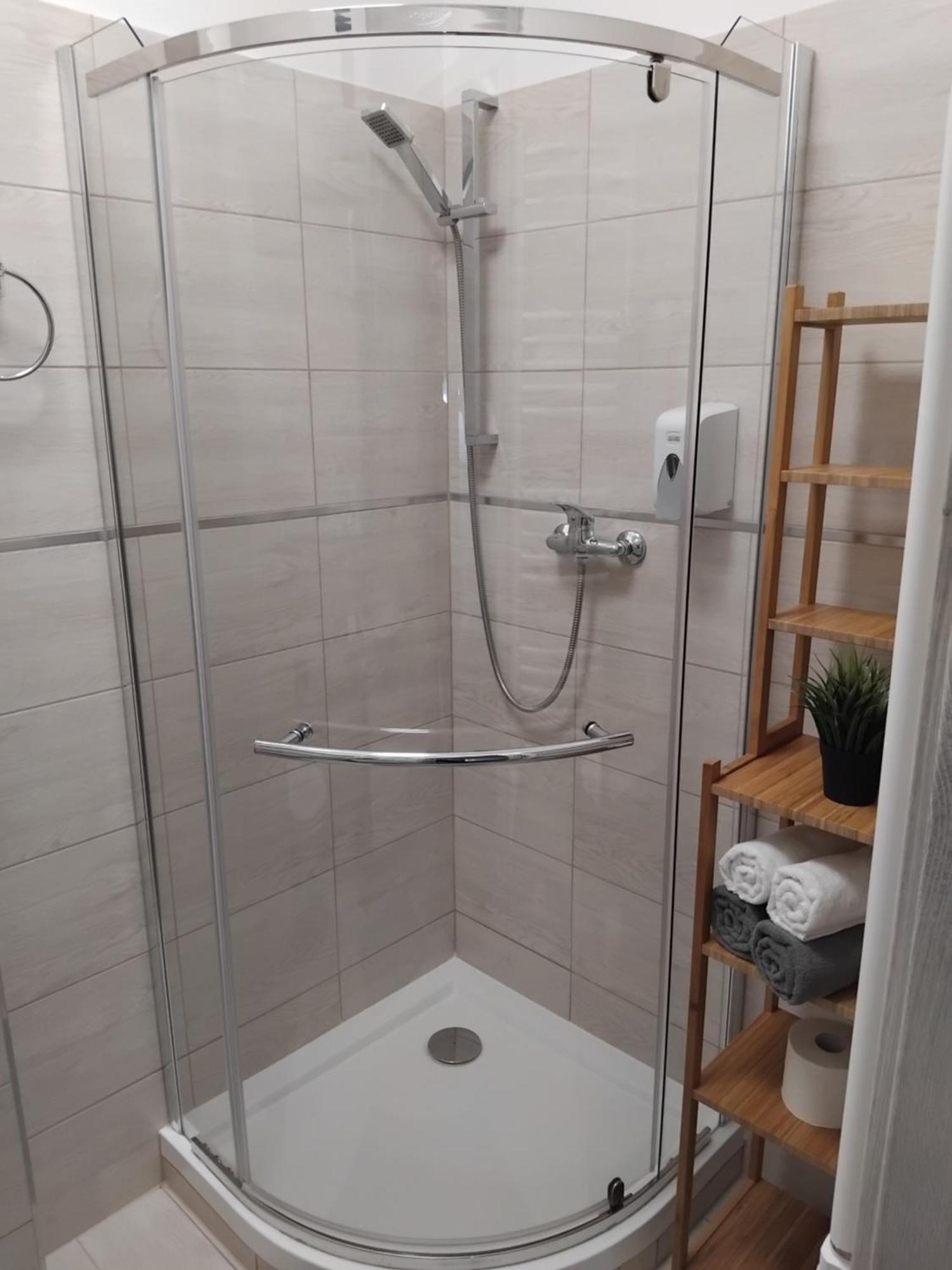 Ferienwohnung Szent Benedek Apartman Fot Exterior foto